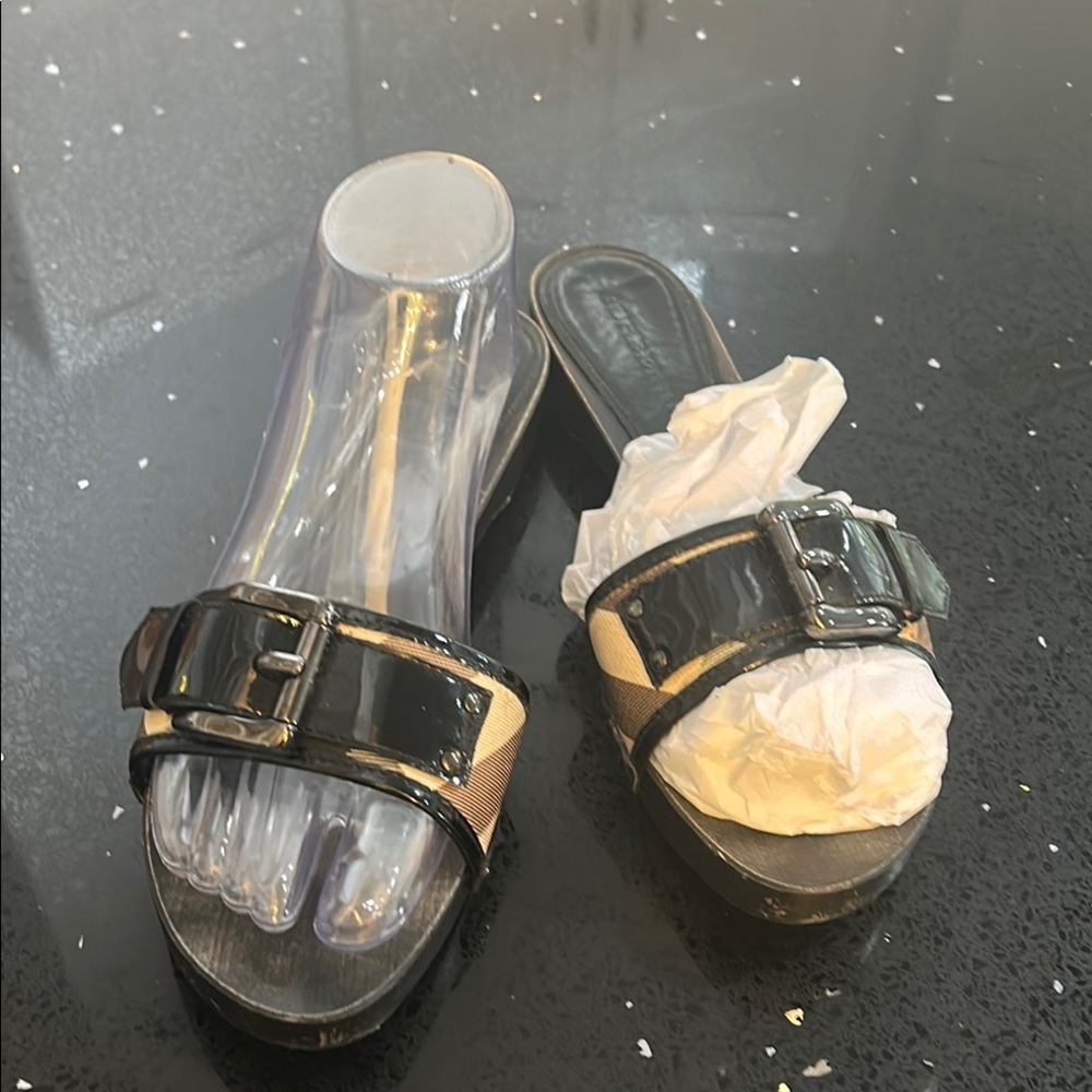 Burberry Wooden Slides